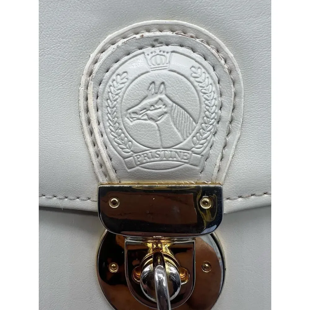 Design by Pristine brand vintage hard box cream handbag